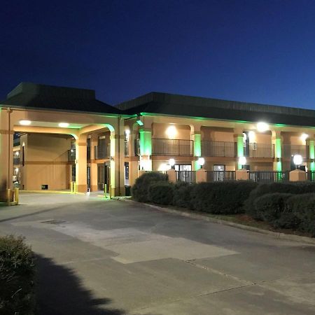 Americas Best Value Inn Денем Спрингс Экстерьер фото