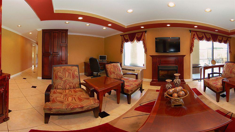 Americas Best Value Inn Денем Спрингс Экстерьер фото